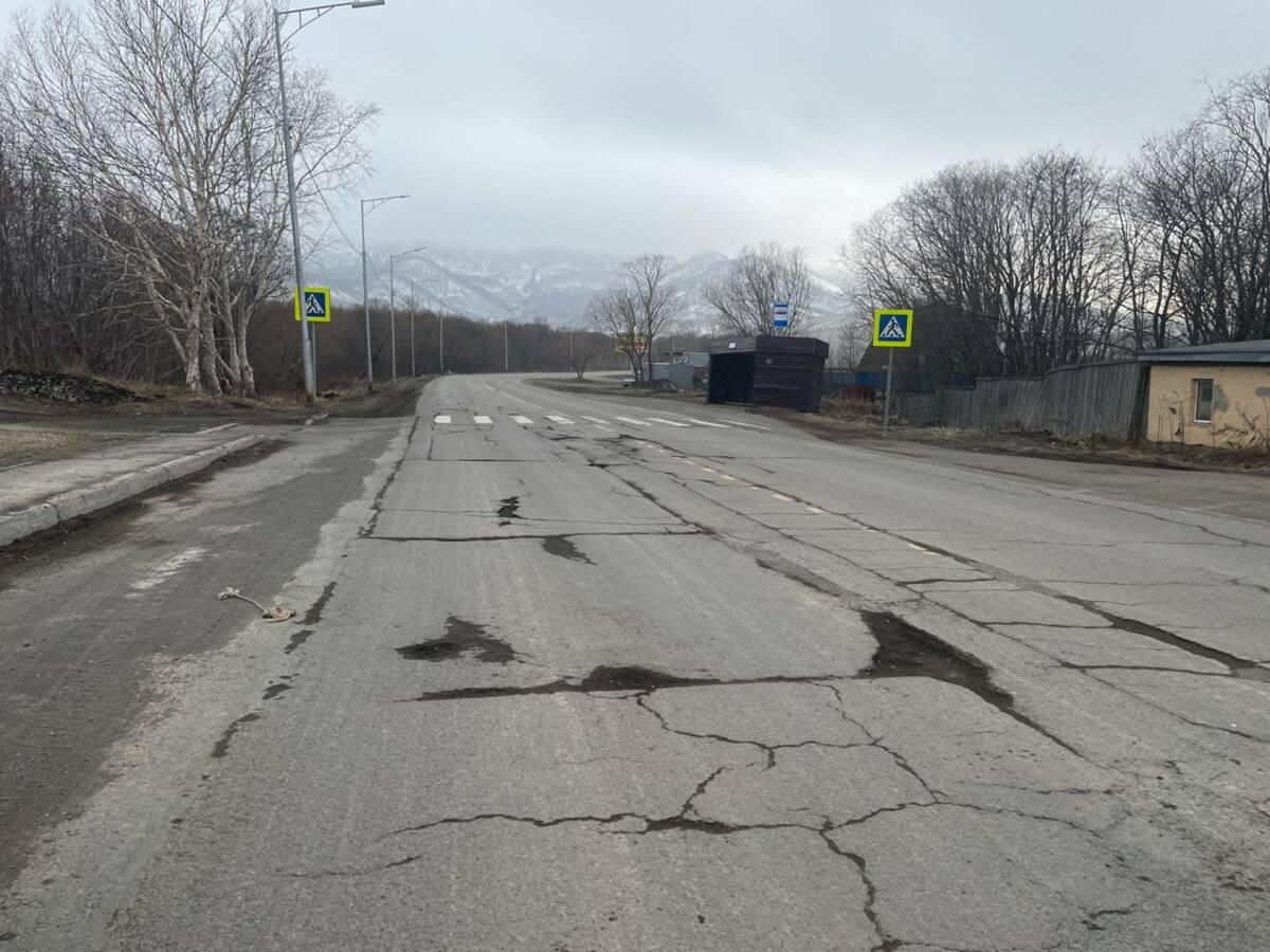 Почти пять километров дороги по Халактырскому шоссе в столице Камчатки отремонтируют по нацпроекту